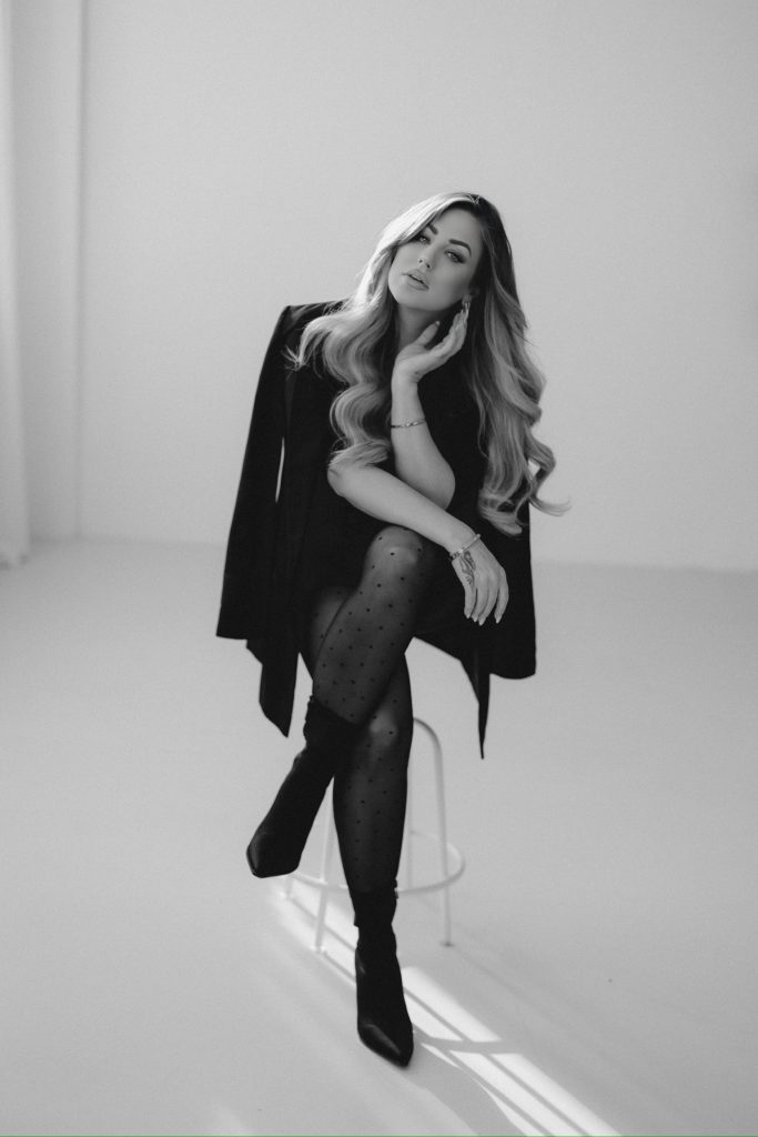 Nadine Domani, Inhaberin und Friseurmeisterin von Domani Art of Hair Forchheim